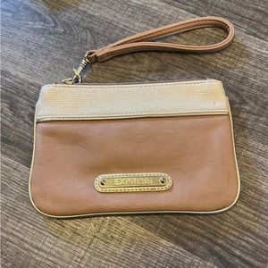 Express Wristlet
